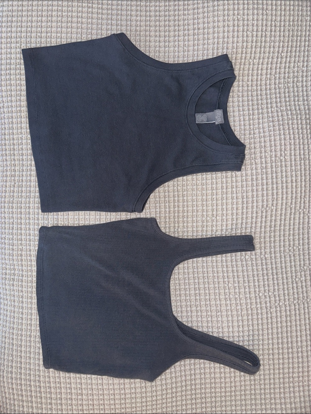Tilly’s grey blue Ribbed Tank Top - Pack of 2